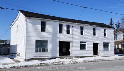92 Moira Street E, Belleville, On K8p 2s4