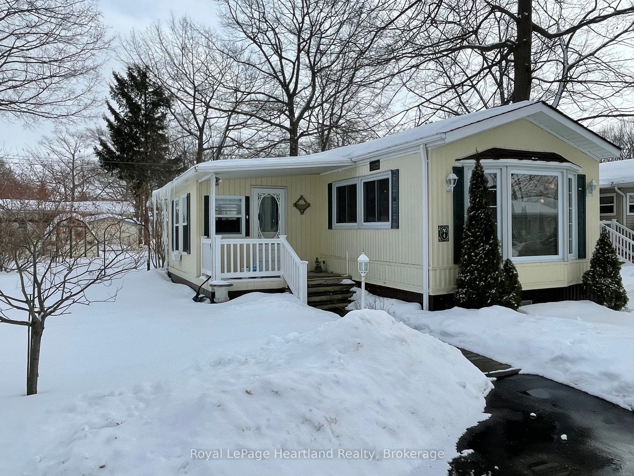 4 Huron Lane, Ashfield-colborne-wawanosh, On N7a 3y2