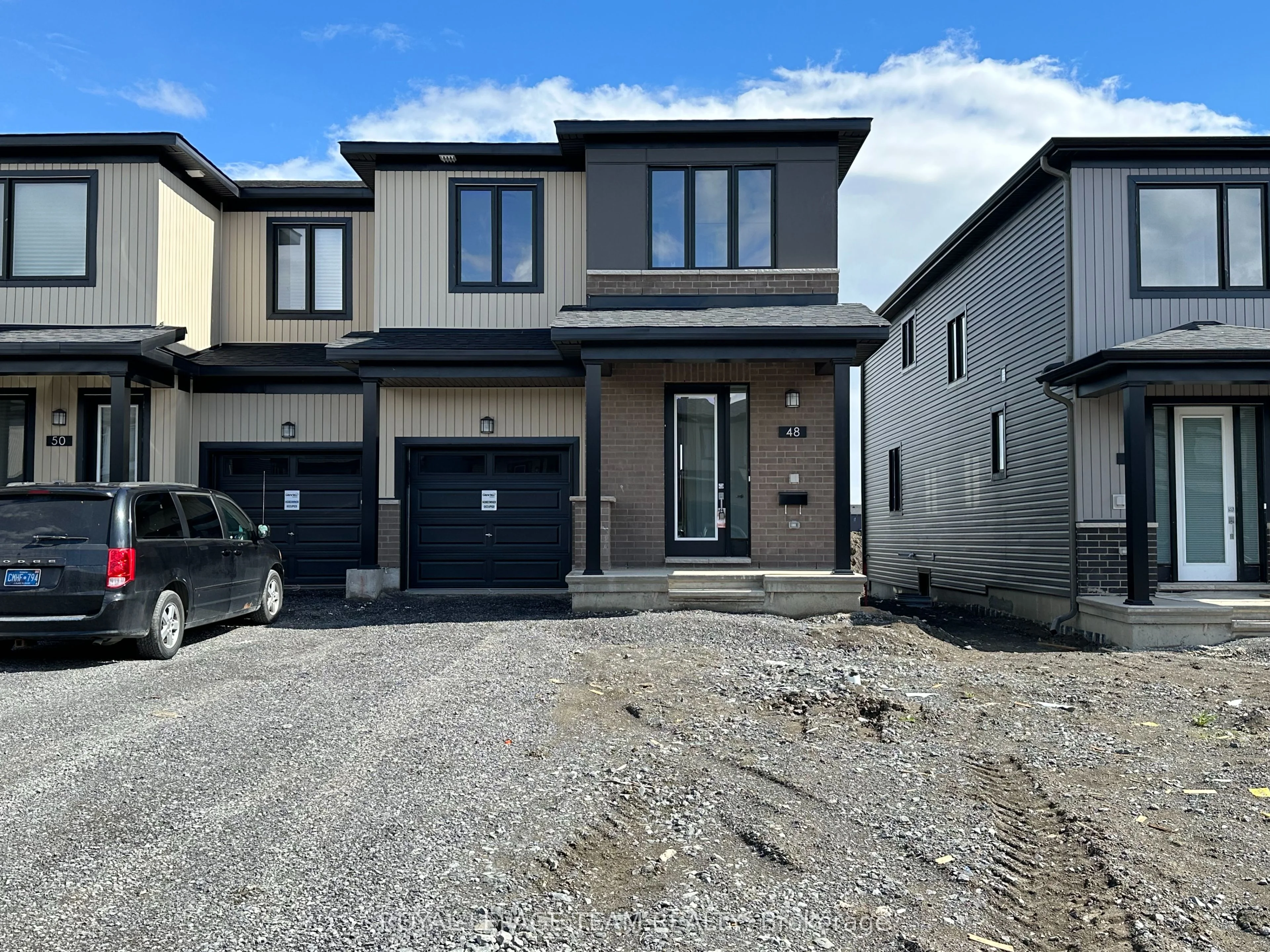 48 CHEMIN DE JARGEAU Road, Orleans - Convent Glen and Area, ON K1W 0S7