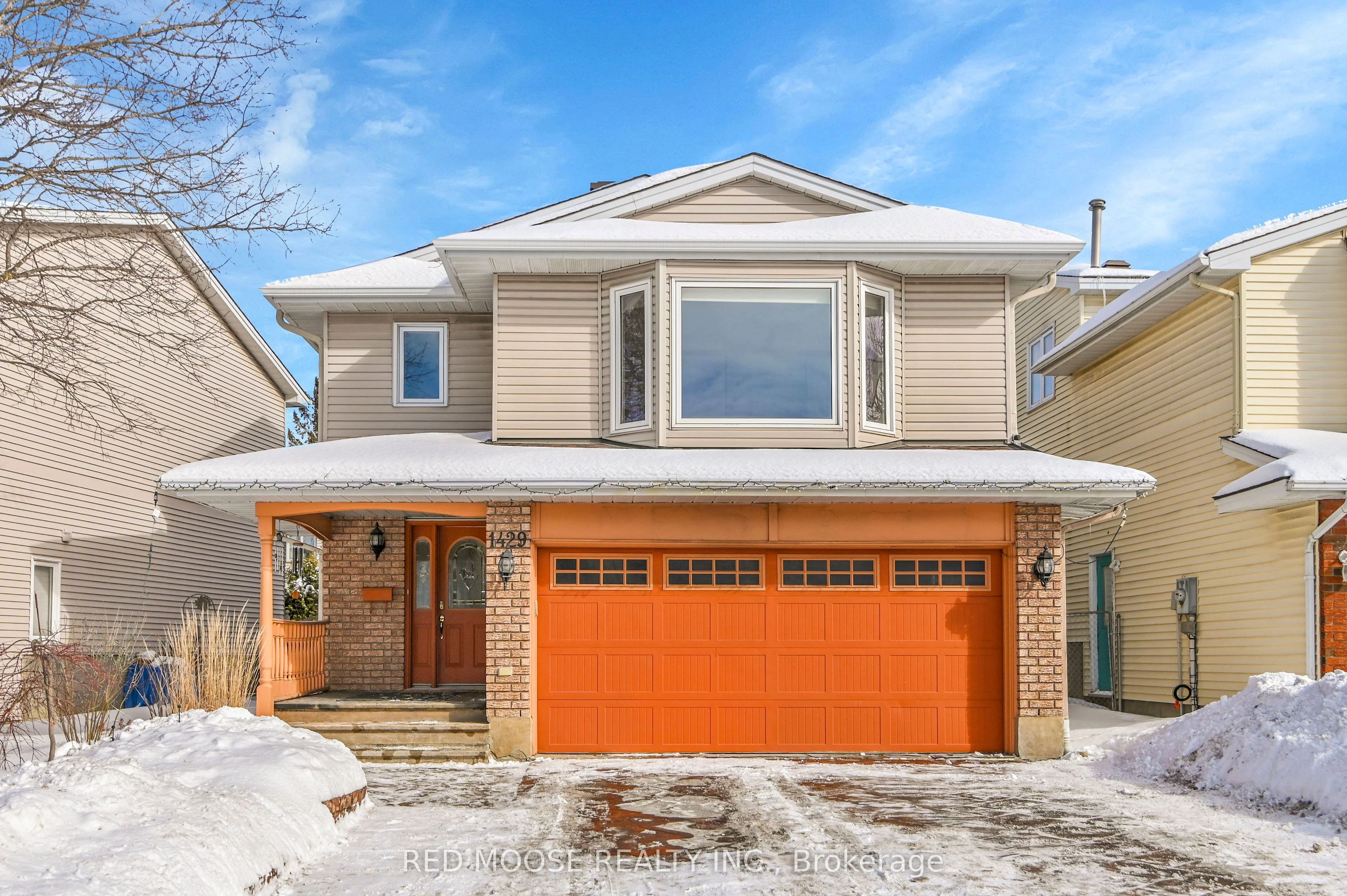 Detached in Orleans - Cumberland and Area