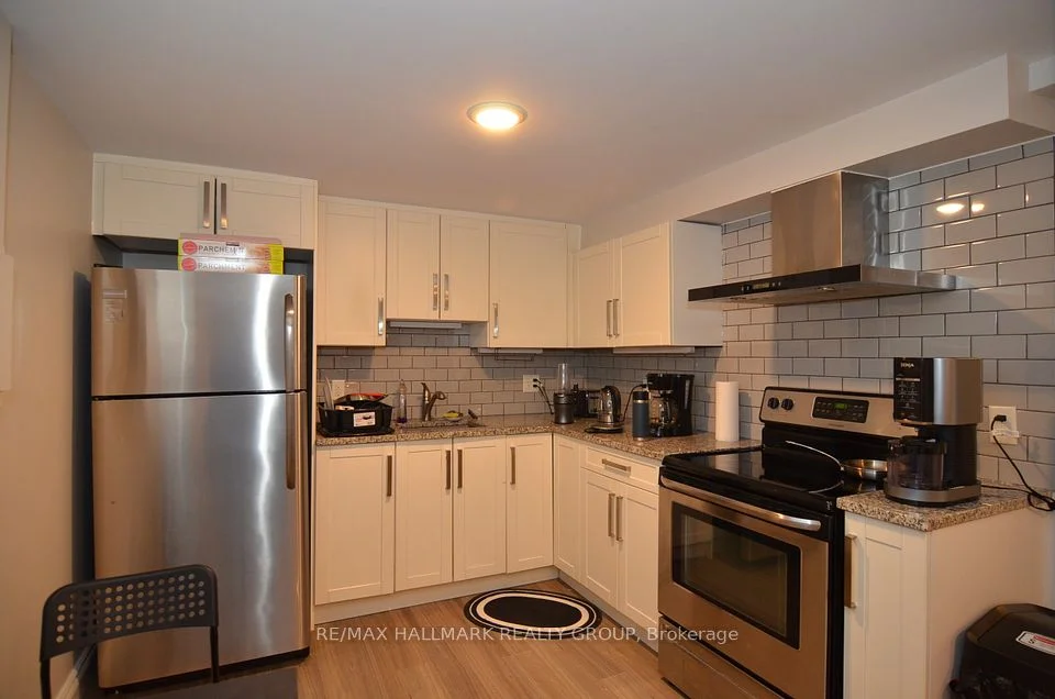 1926 Belcourt Boulevard, Orleans - Convent Glen and Area, ON K1C 1M5