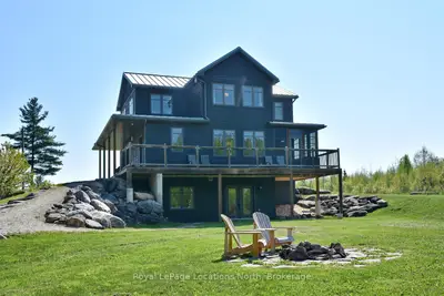 Detached in Grey Highlands