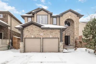 Detached in London North
