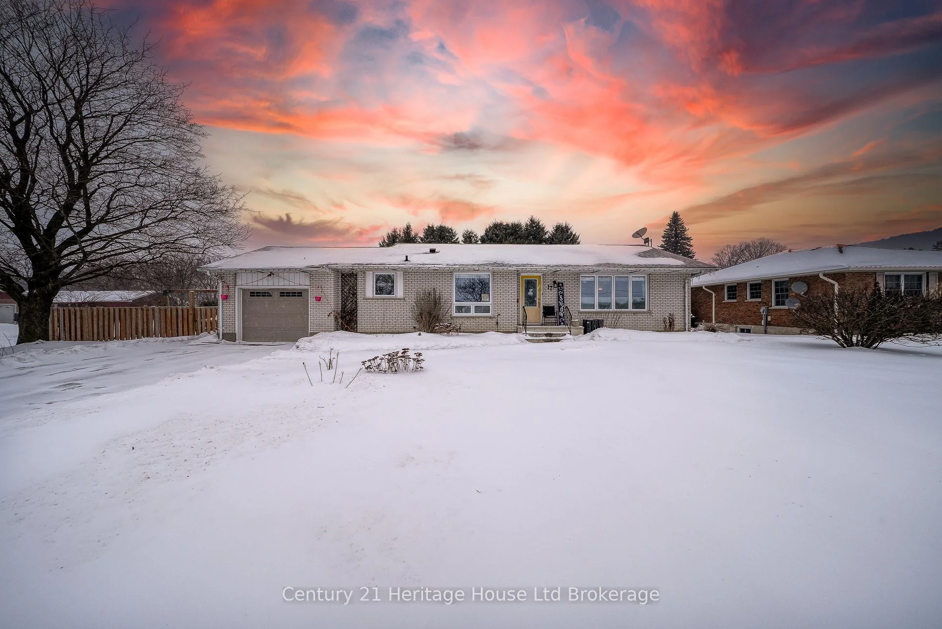 Detached in Zorra