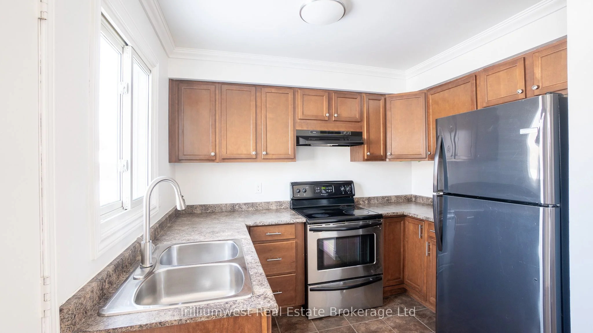 23-1200 Cheapside Street, London East, ON N5Y 5J6