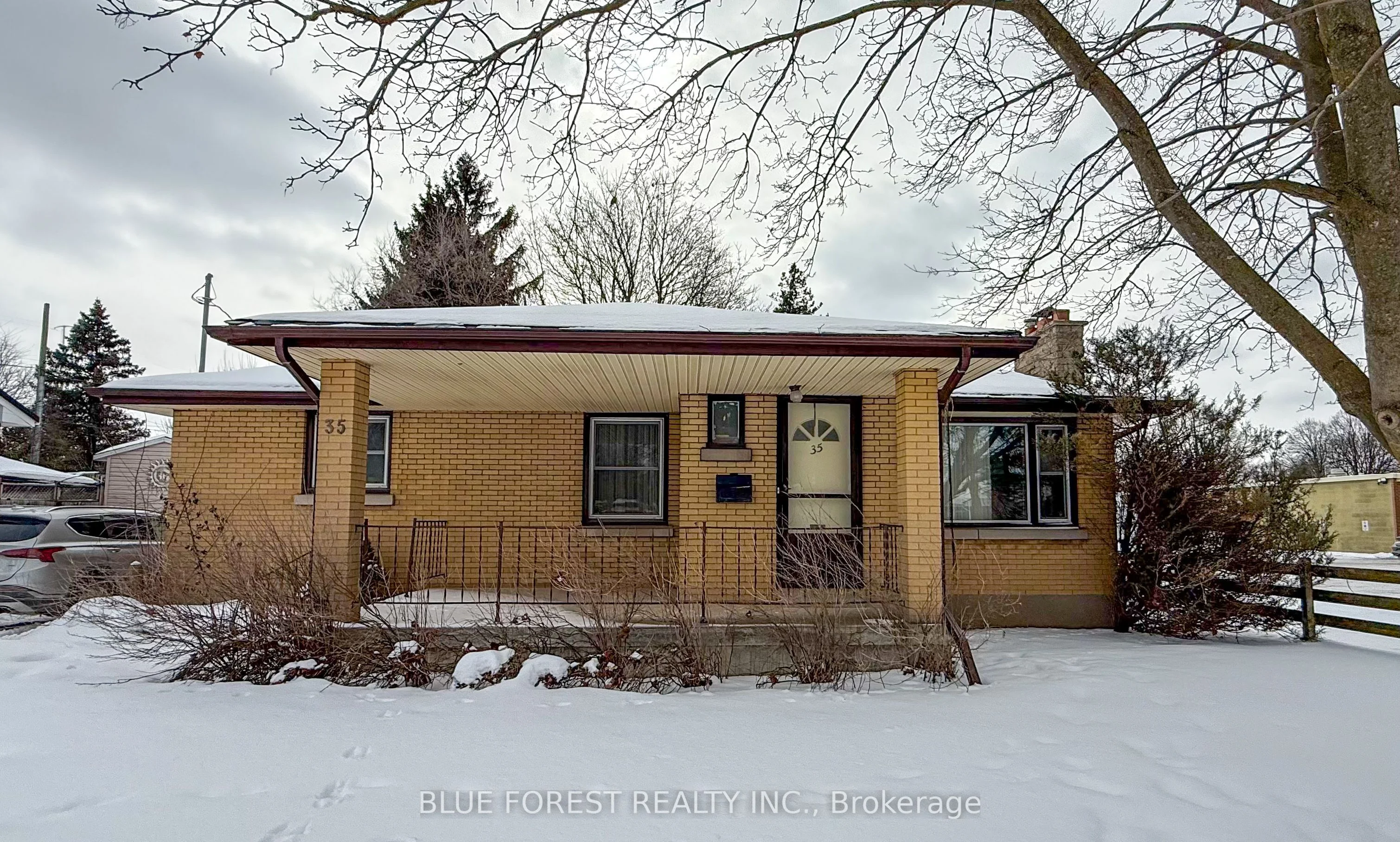 35 Tweedsmuir Avenue, London East, On N5w 1k6