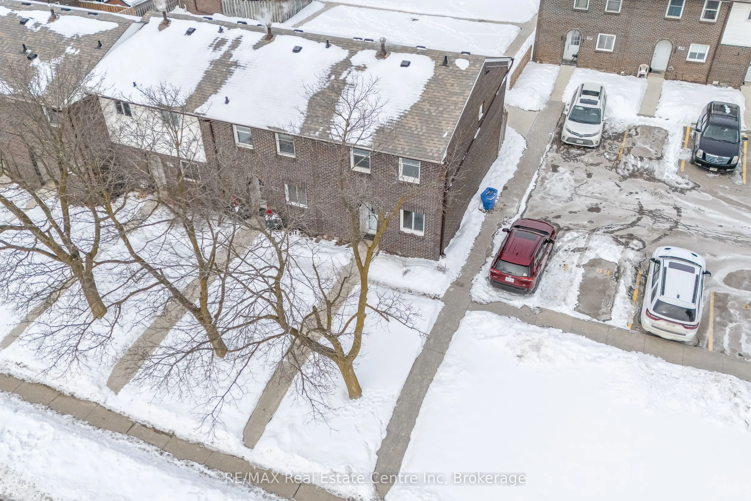 31 Greengate Road 207, Guelph, ON N1H 6R3