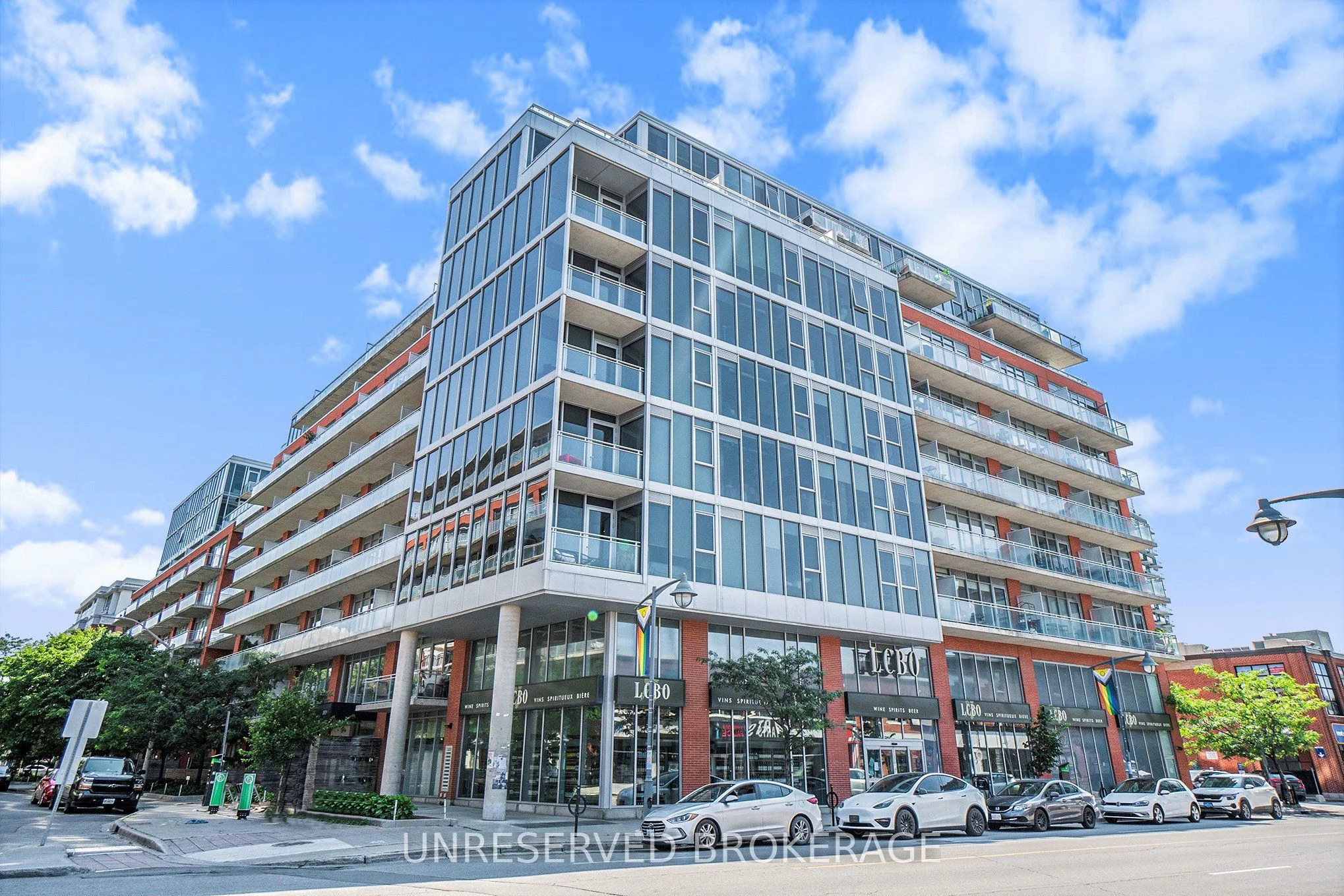 360 Mcleod Street 207, Ottawa Centre, On K2p 1a9