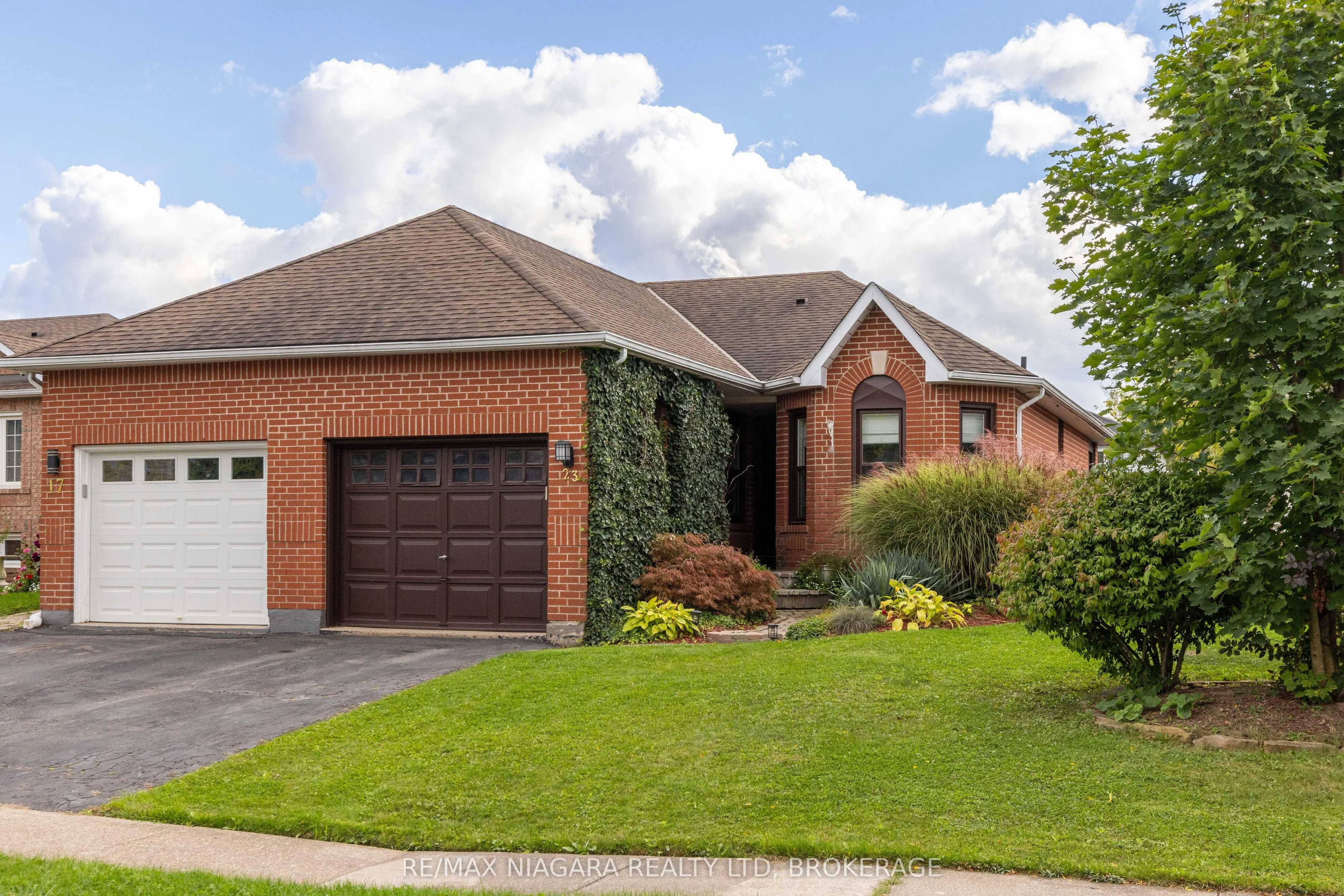 Semi-Detached in Welland