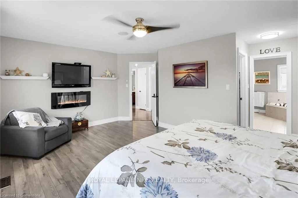 70 Oakdale Boulevard, West Lincoln, ON L0R 2A0