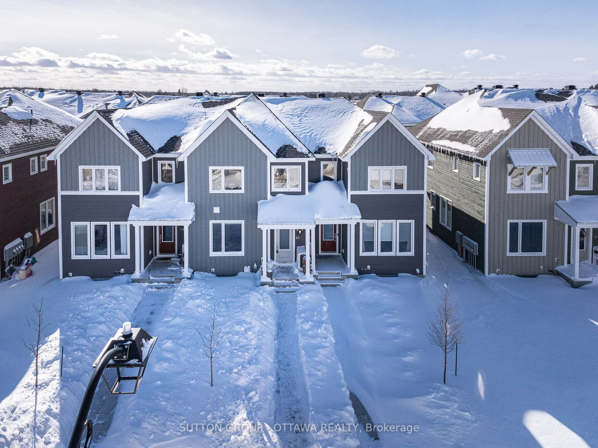 45 Chasing Grove, Stittsville - Munster - Richmond, On K0a 2z0