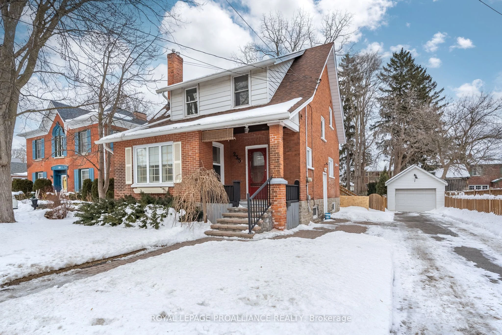 255 Charles Street, Belleville, On K8n 3m6