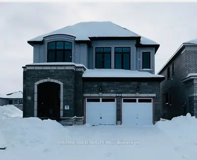 Detached in Woodstock