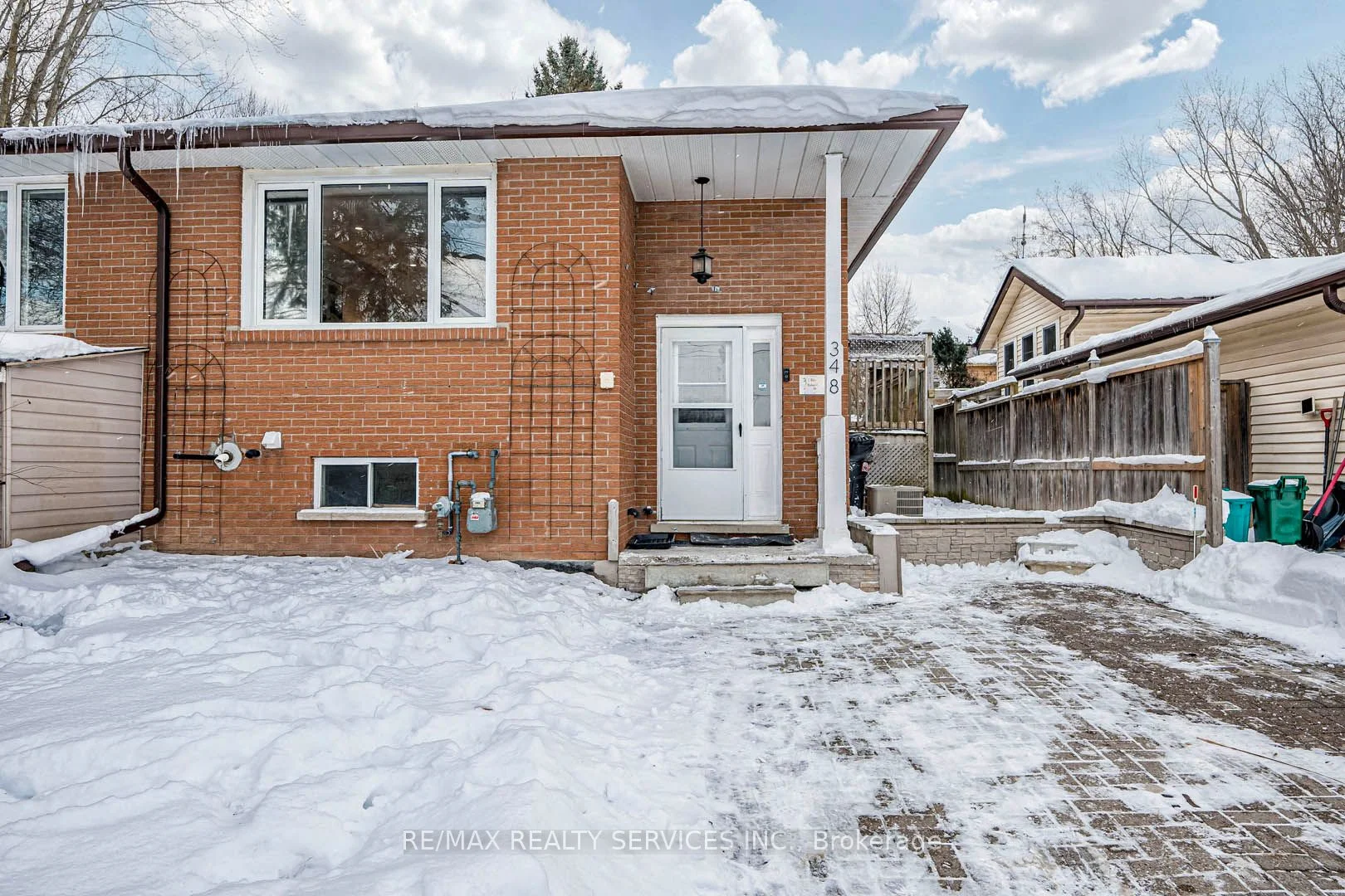 Semi-Detached in Wilmot