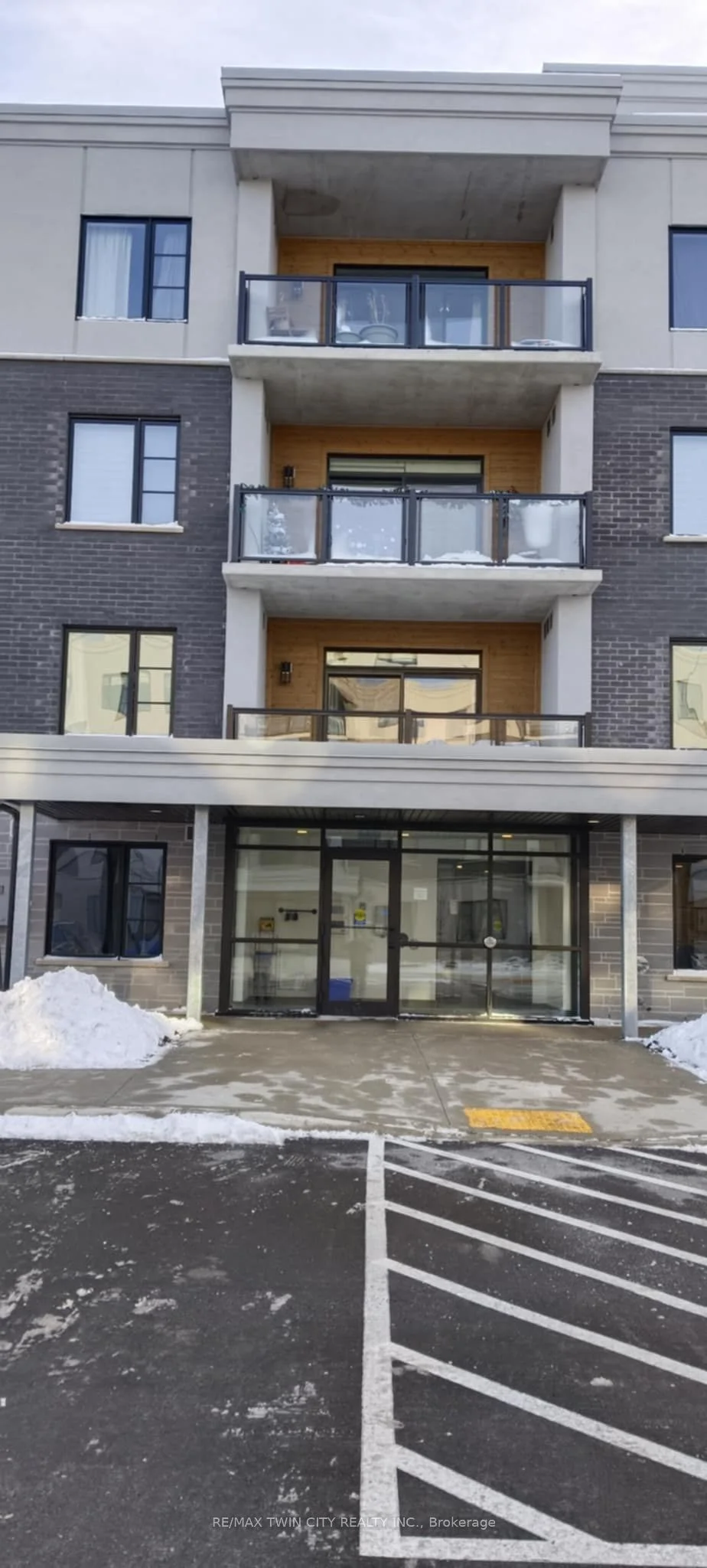 99b Farley Road 401, Centre Wellington, On N1m 0j9