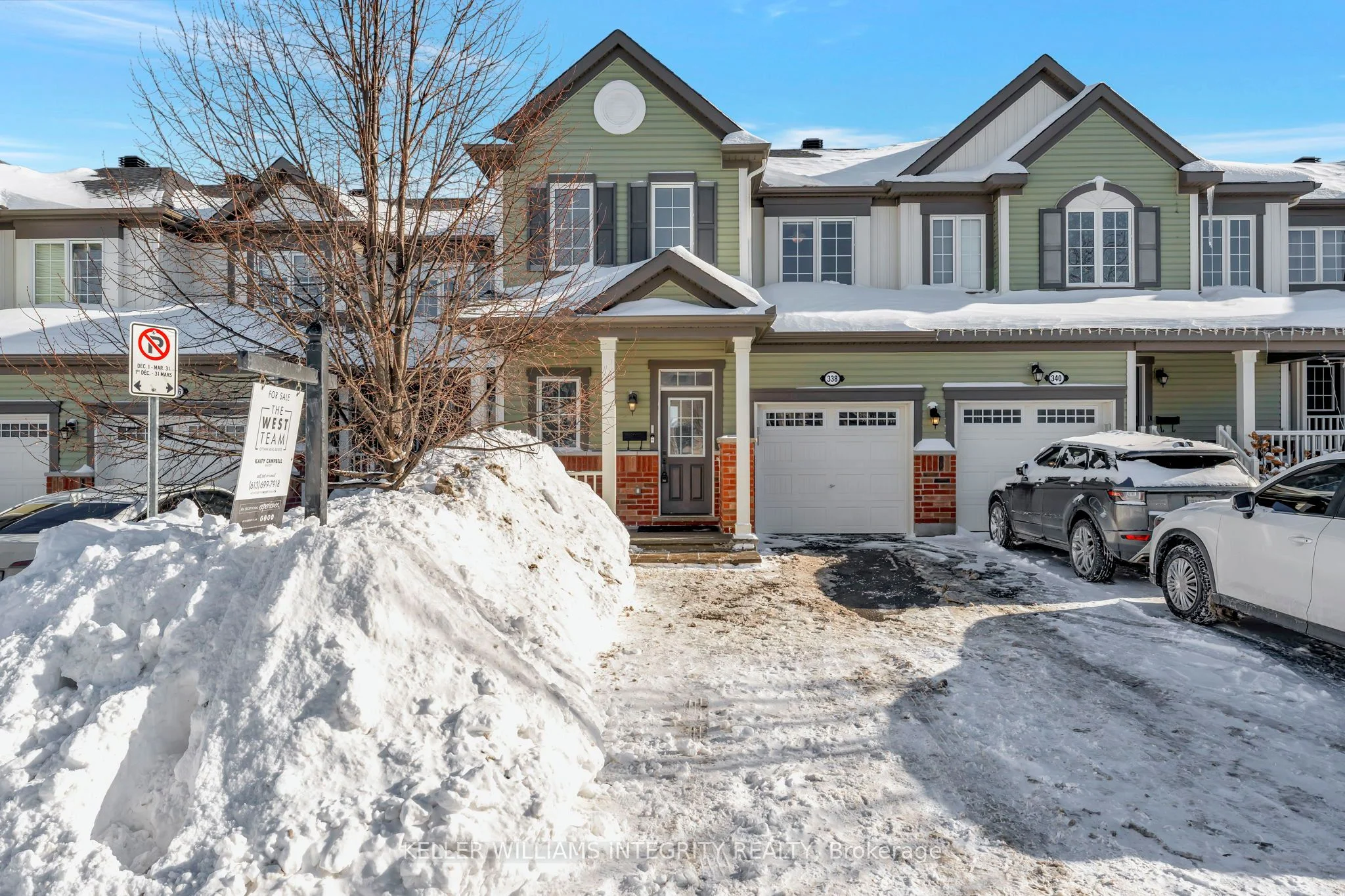 Att/Row/Townhouse in Stittsville - Munster - Richmond