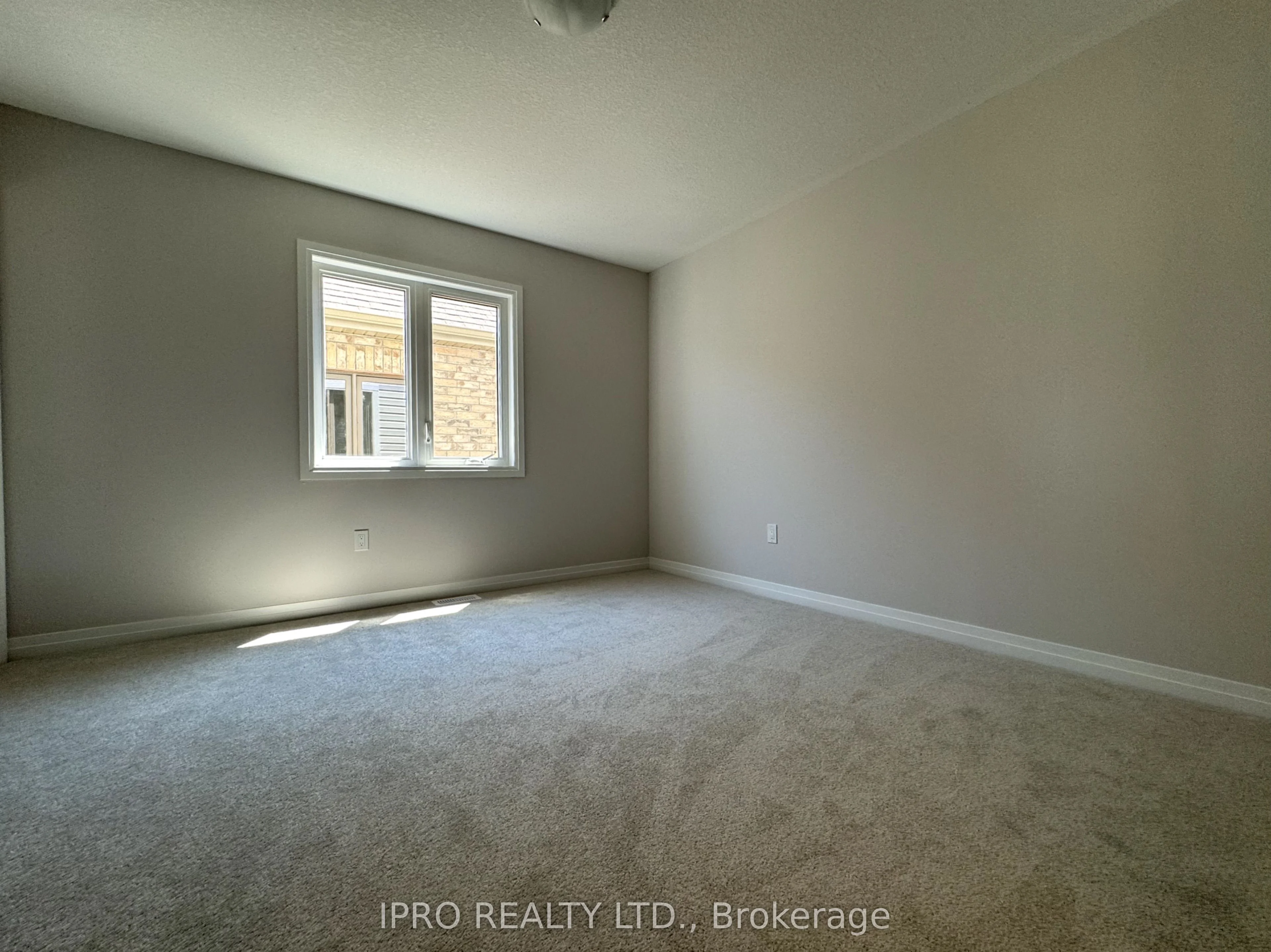 5 Mary Watson Street, North Dumfries, ON N0B 1E0