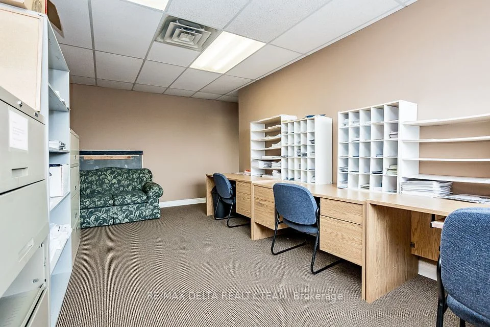 5450 Canotek Road 57, Beacon Hill North - South and Area, ON K1J 9G4
