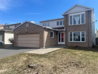 Detached in Blossom Park - Airport and Area