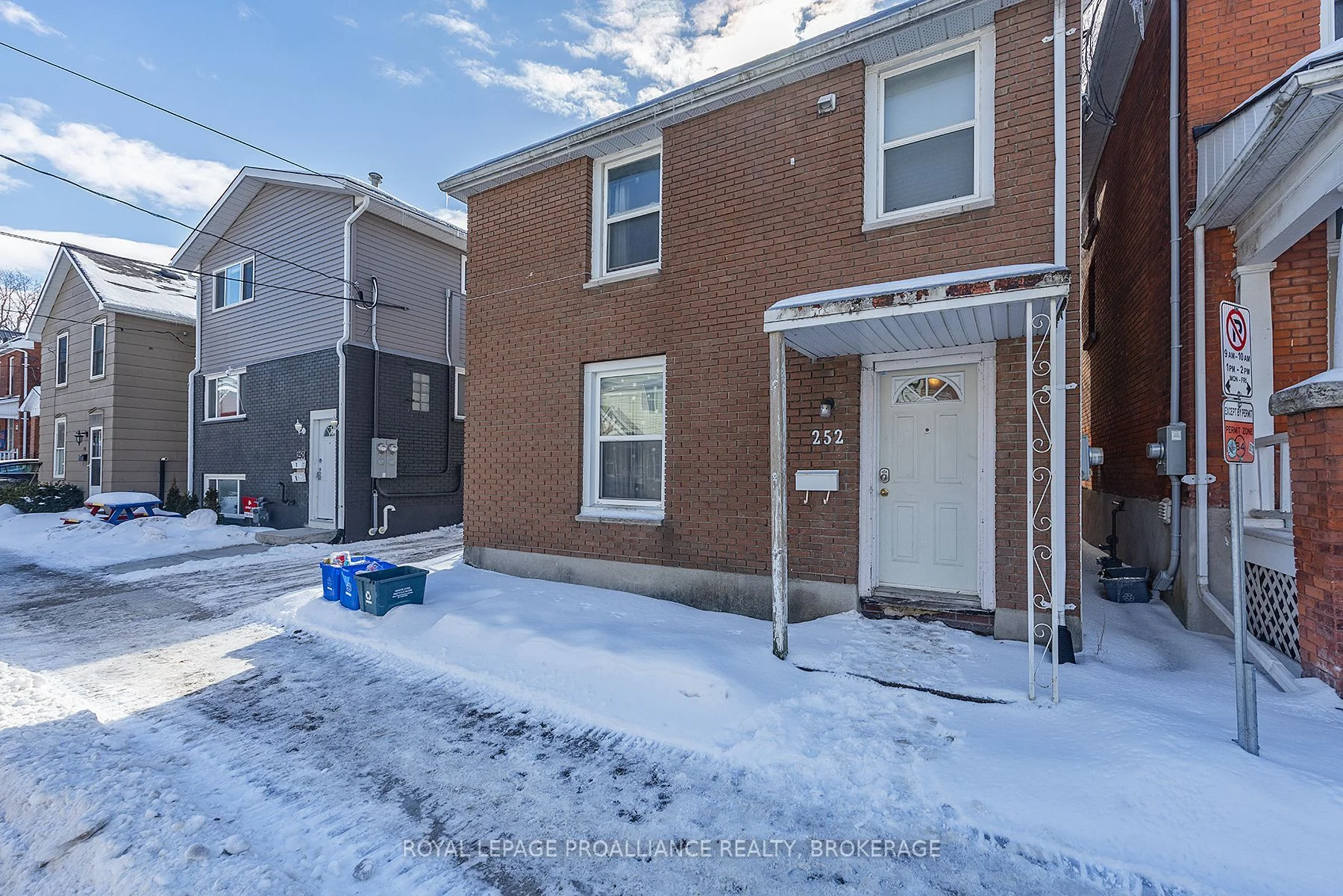 Detached in Kingston