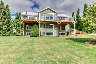 Detached in Central Elgin