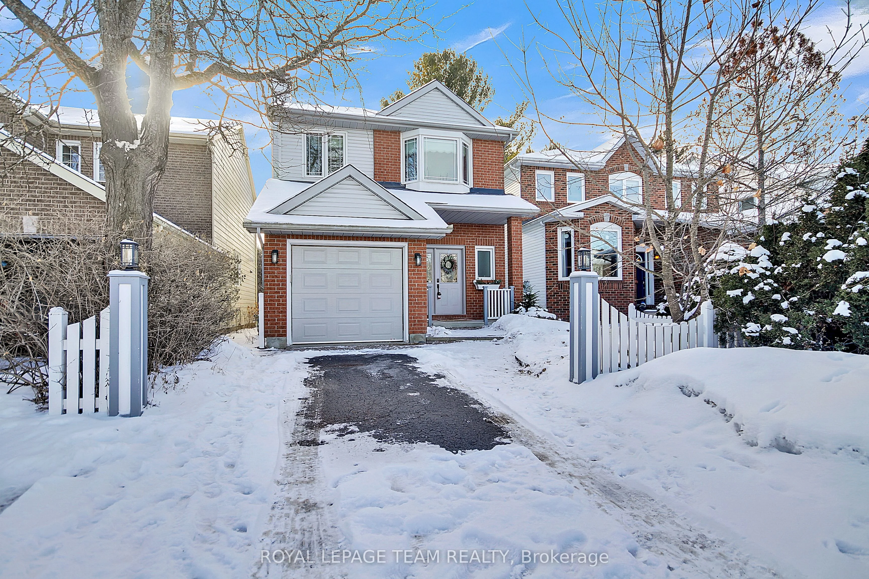 56 Forestview Crescent, Bells Corners And South To Fallowfield, On K2h 9p5
