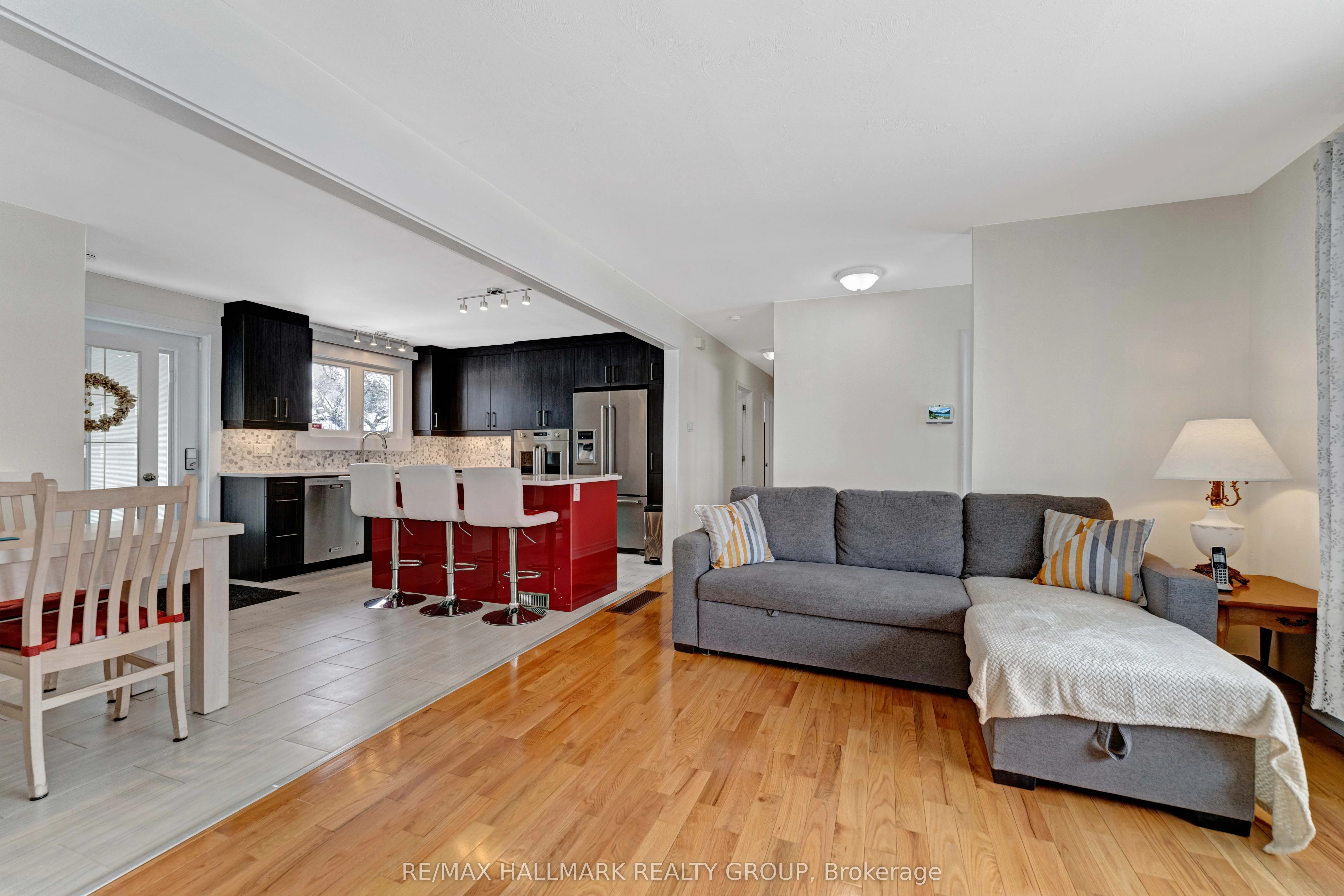 577 Clarke Avenue, Overbrook - Castleheights and Area, ON K1K 0Z1