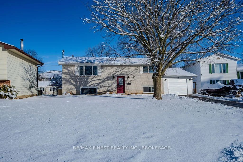 Detached in Kingston