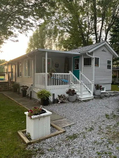 MobileTrailer in Kawartha Lakes