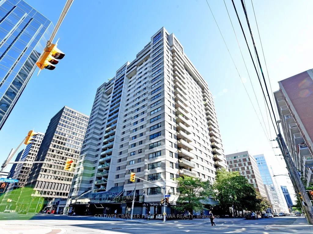 199 Kent Street 1807, Ottawa Centre, On K2p 2k8