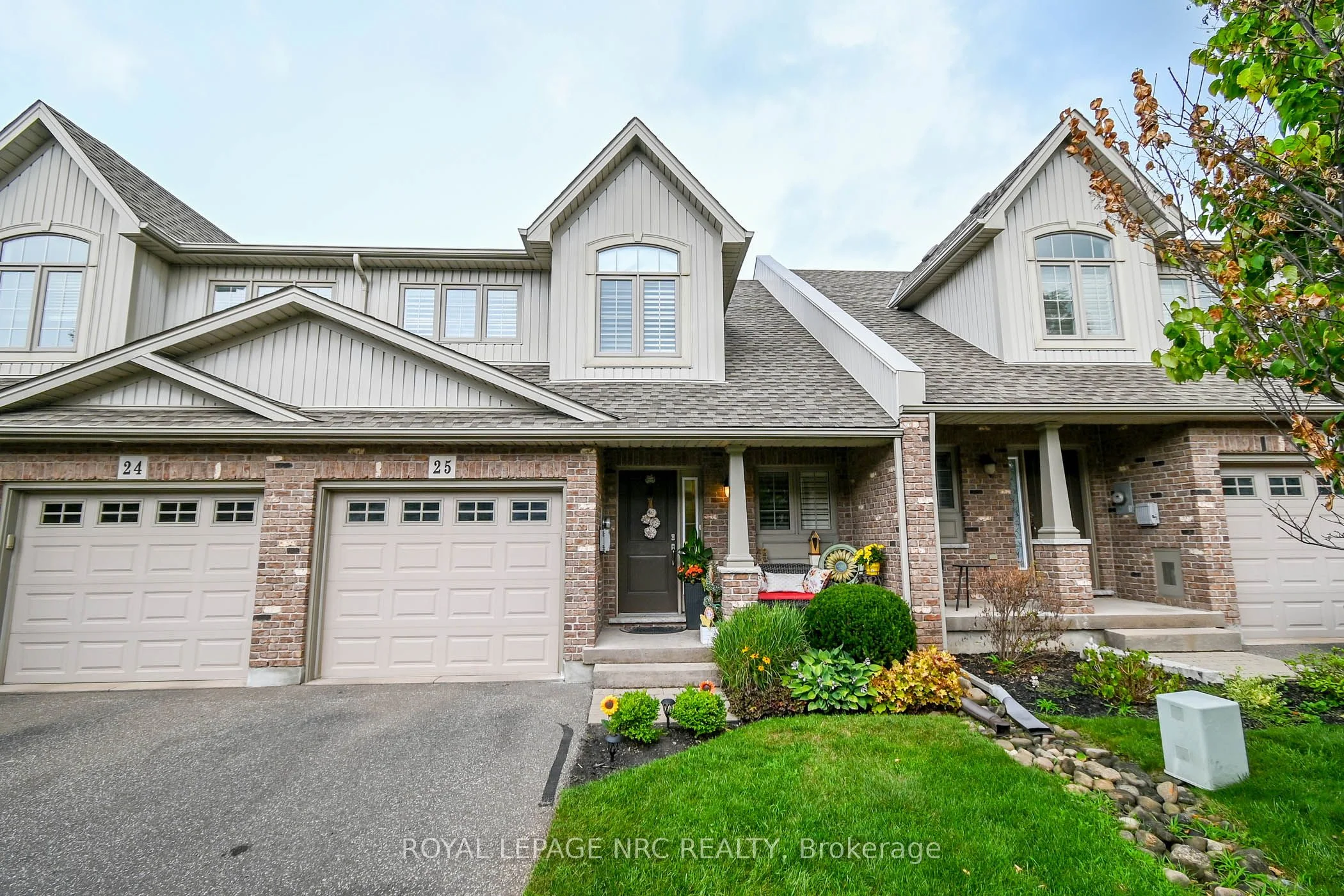 Condo Townhouse in St. Catharines
