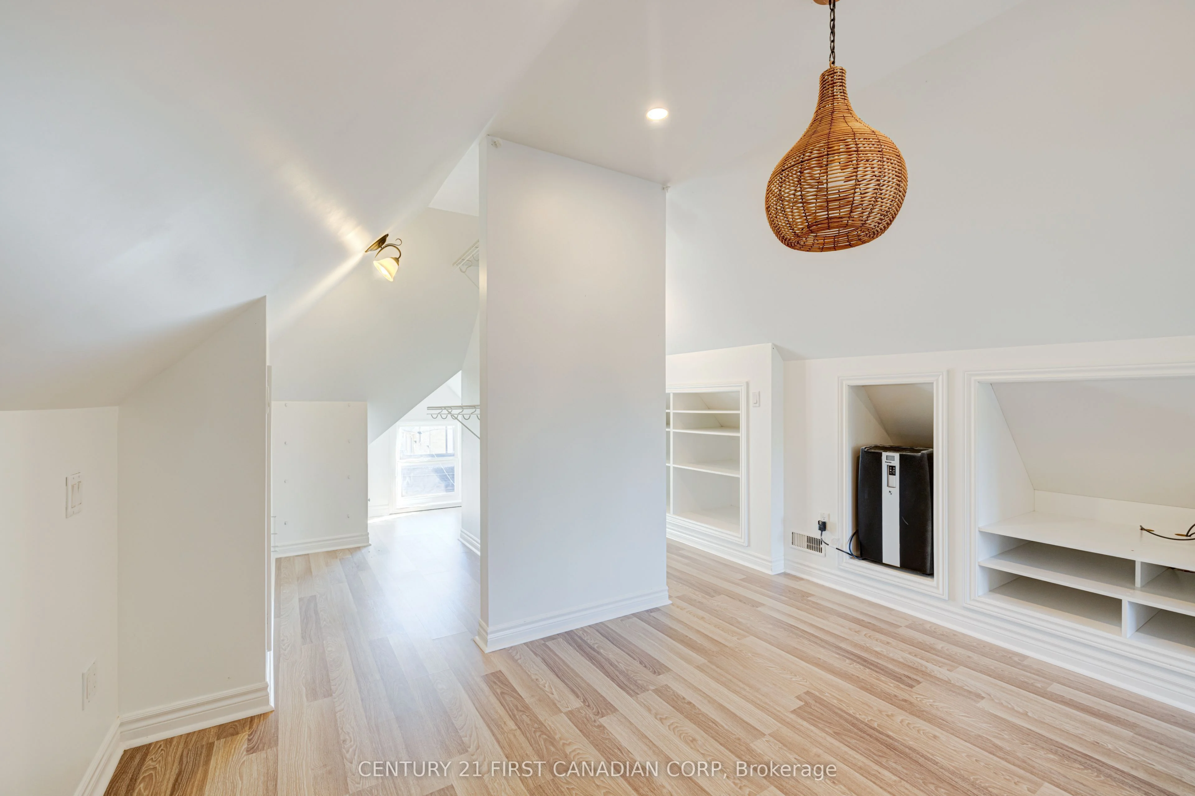 463 Maitland Street, London East, ON N6B 2Z4