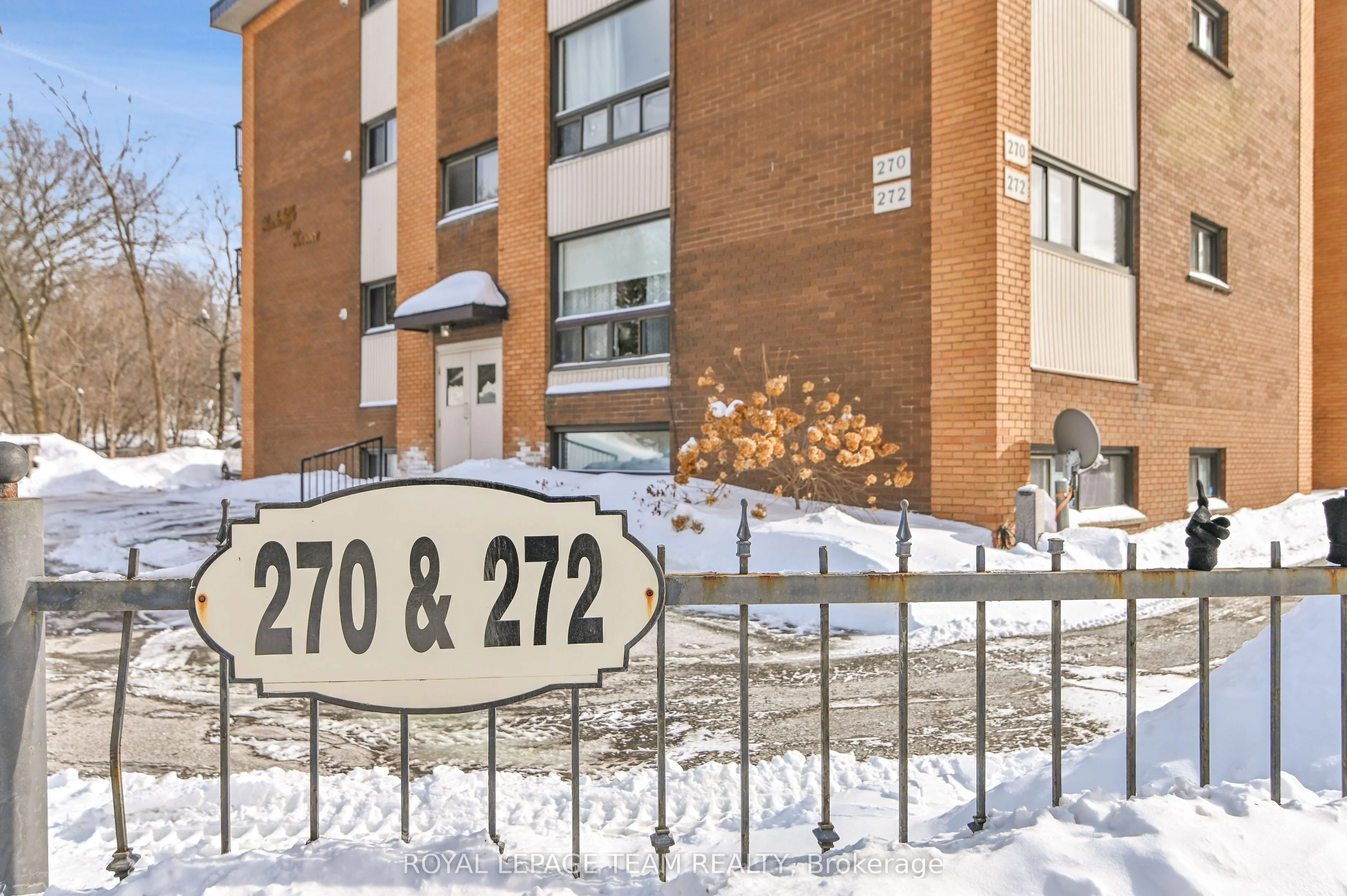 Condo Apartment in Vanier and Kingsview Park