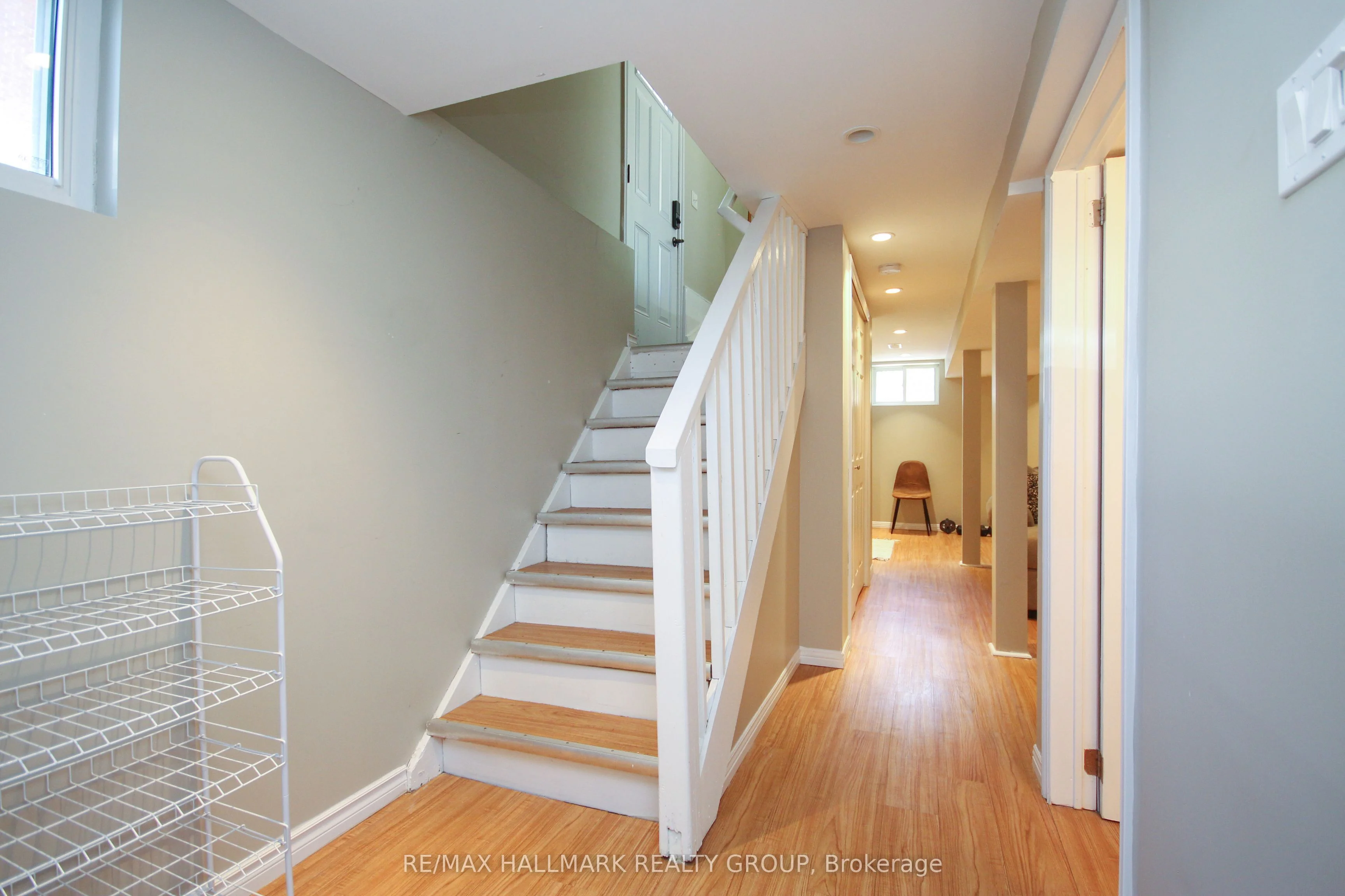 154 Viewmount Drive, Meadowlands - Crestview and Area, ON K2G 3B7