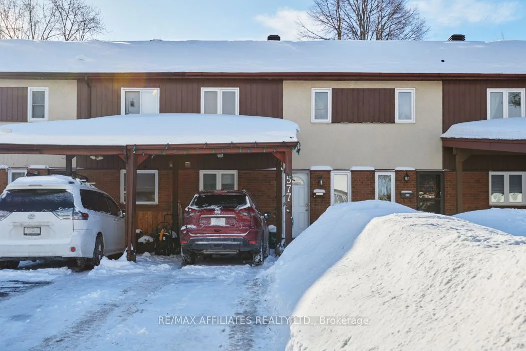 577 Seyton Drive, Bells Corners And South To Fallowfield, On K2h 9b5