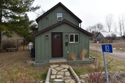 Detached in Front of Yonge