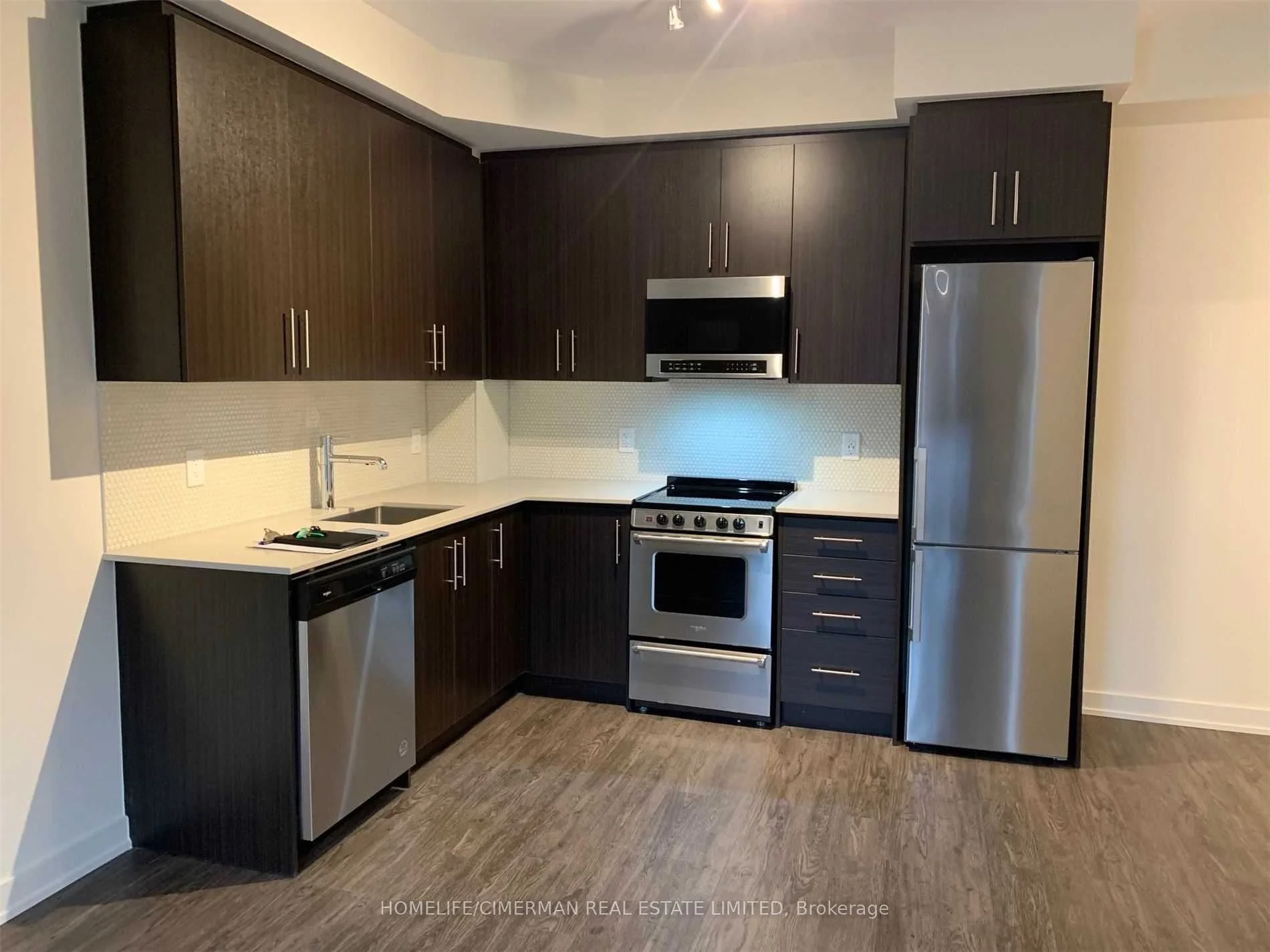 212 King William Street 424, Hamilton, On L8r 0a7