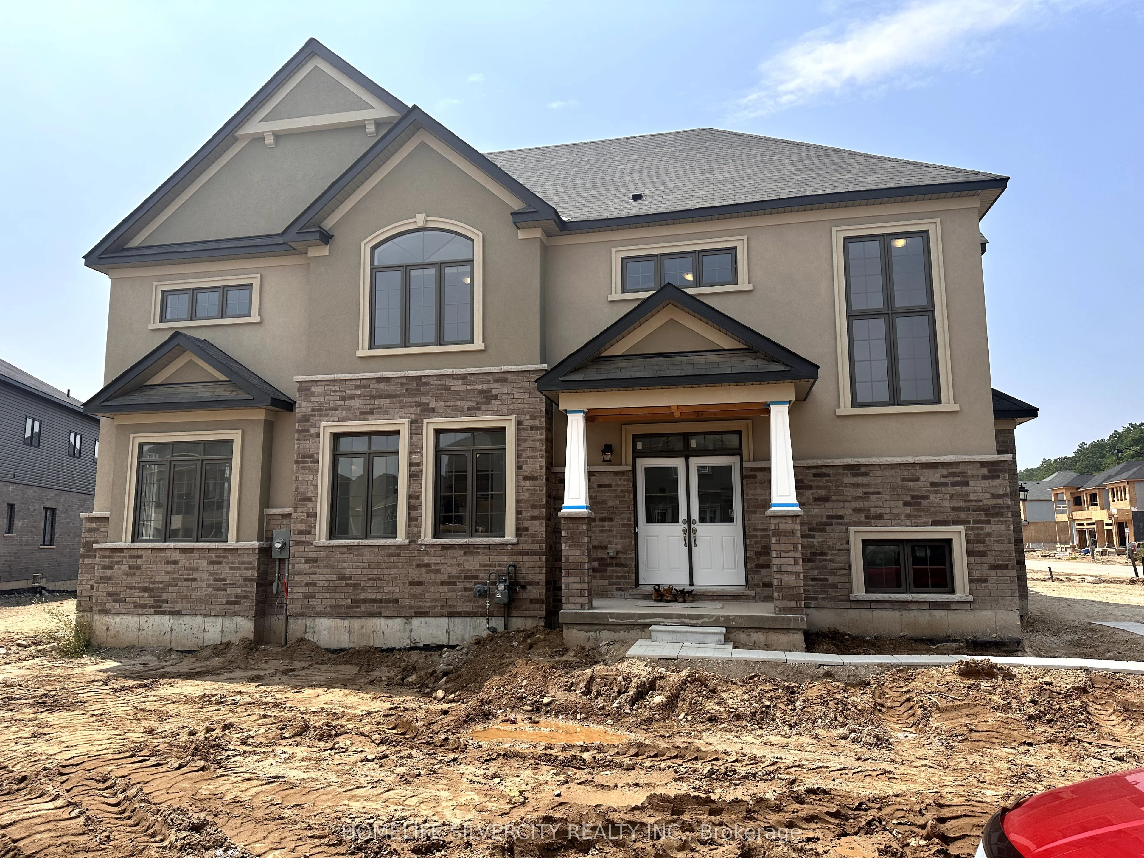 Detached in Brantford