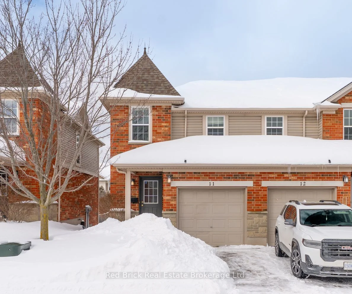 Condo Townhouse in Guelph