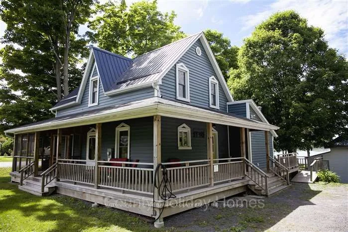 1300 County Road 18 Road, Prince Edward County, ON K0K 1P0