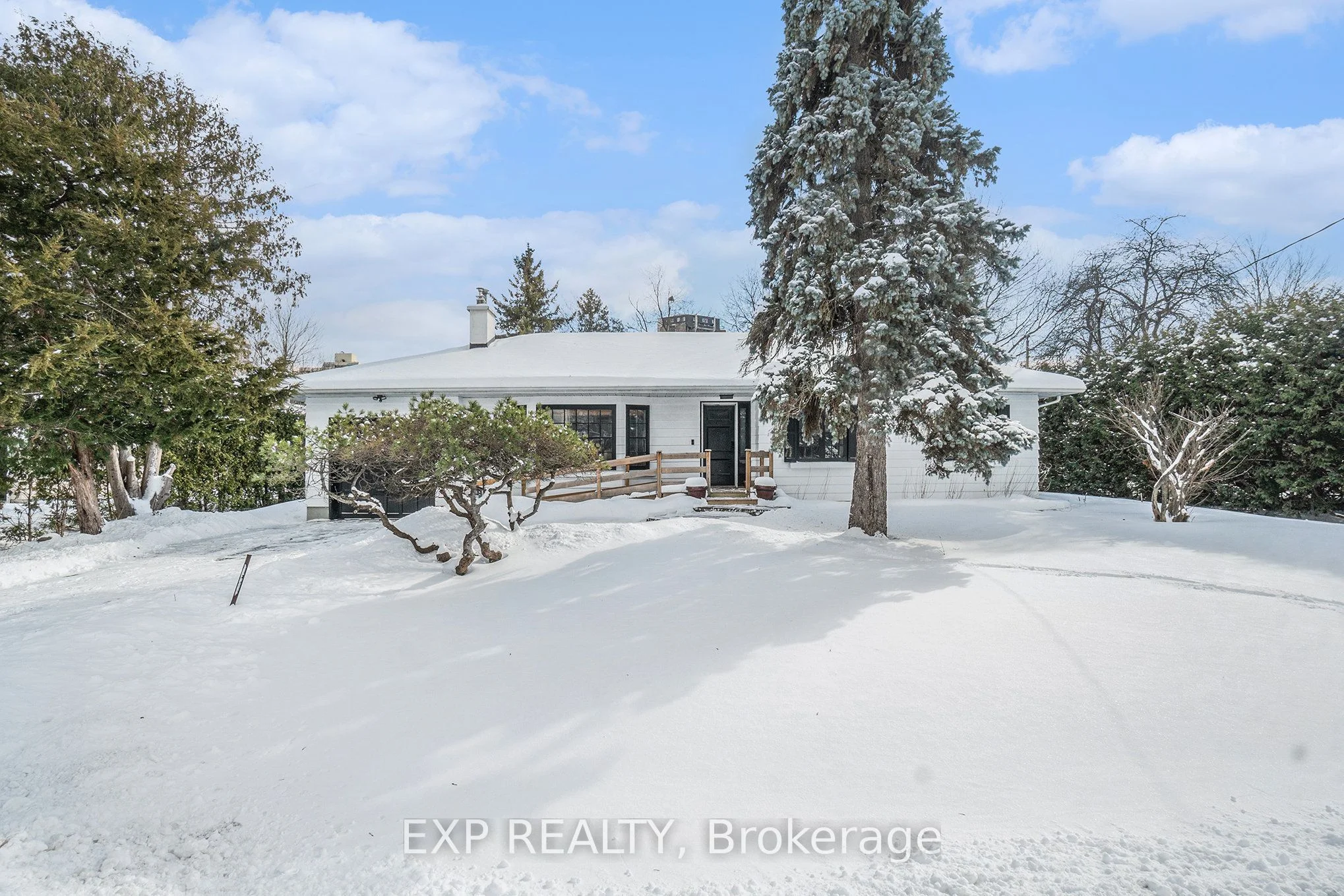 Detached in Mooneys Bay - Carleton Heights and Area