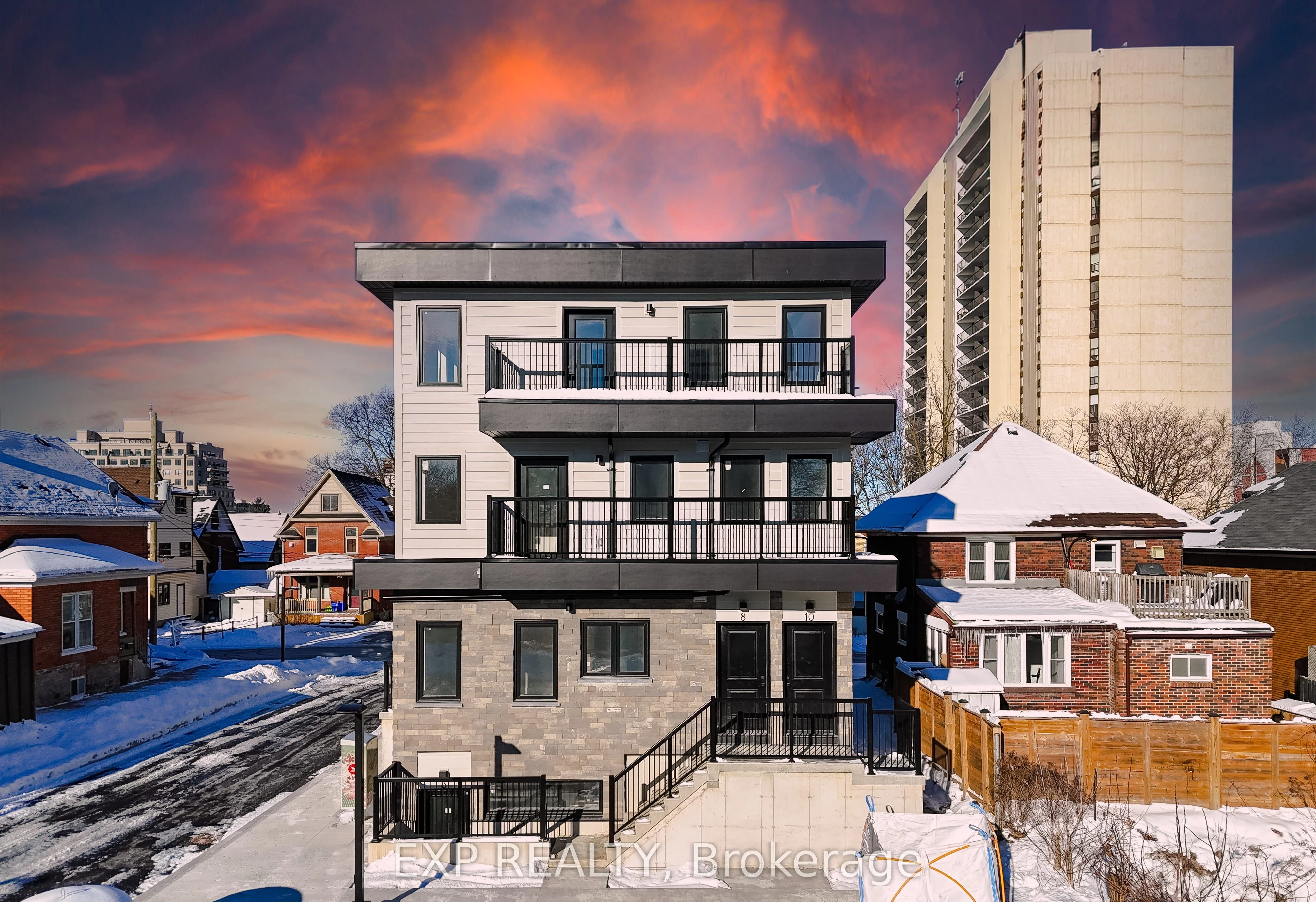 Condo Townhouse in Kitchener