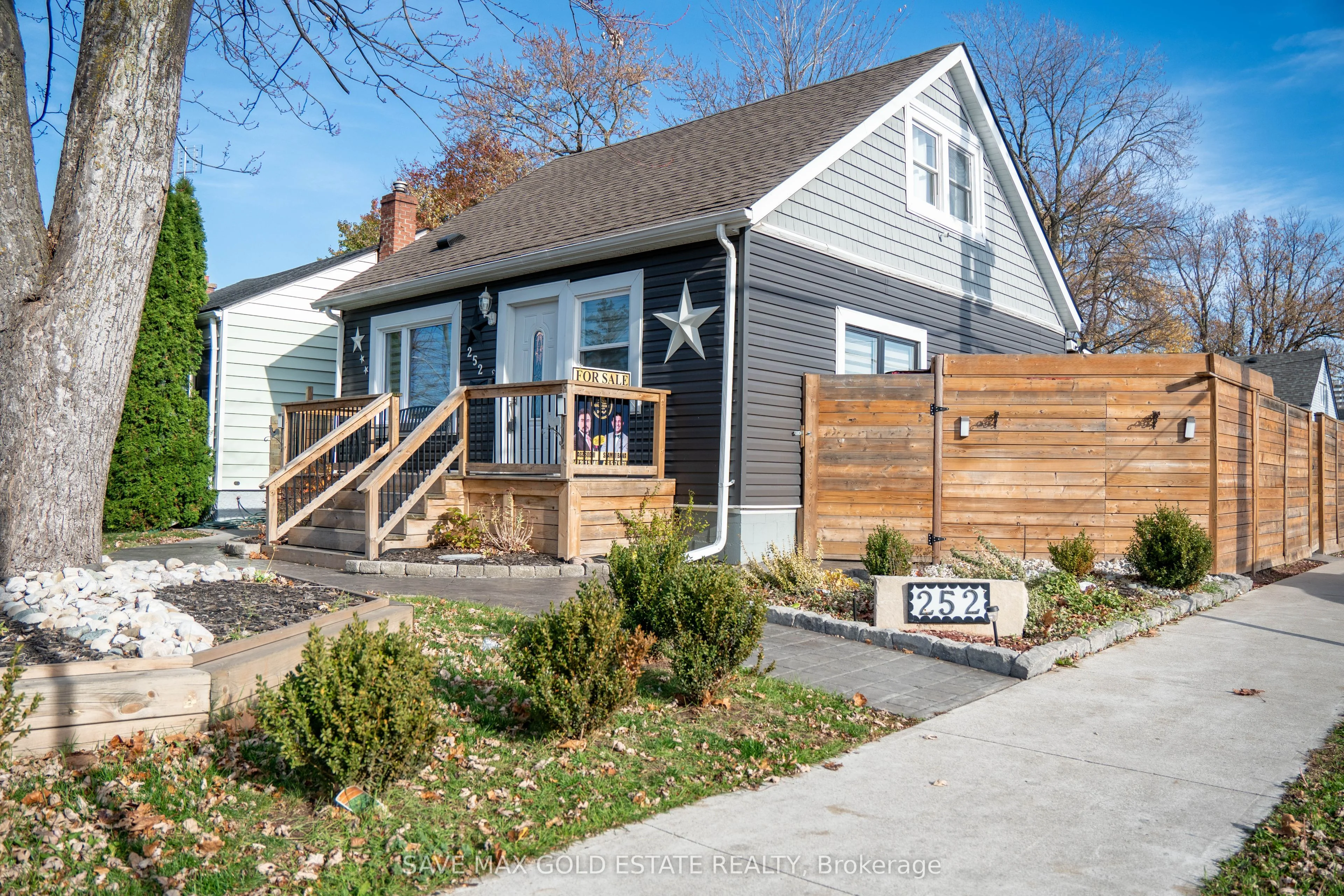 Detached in Hamilton