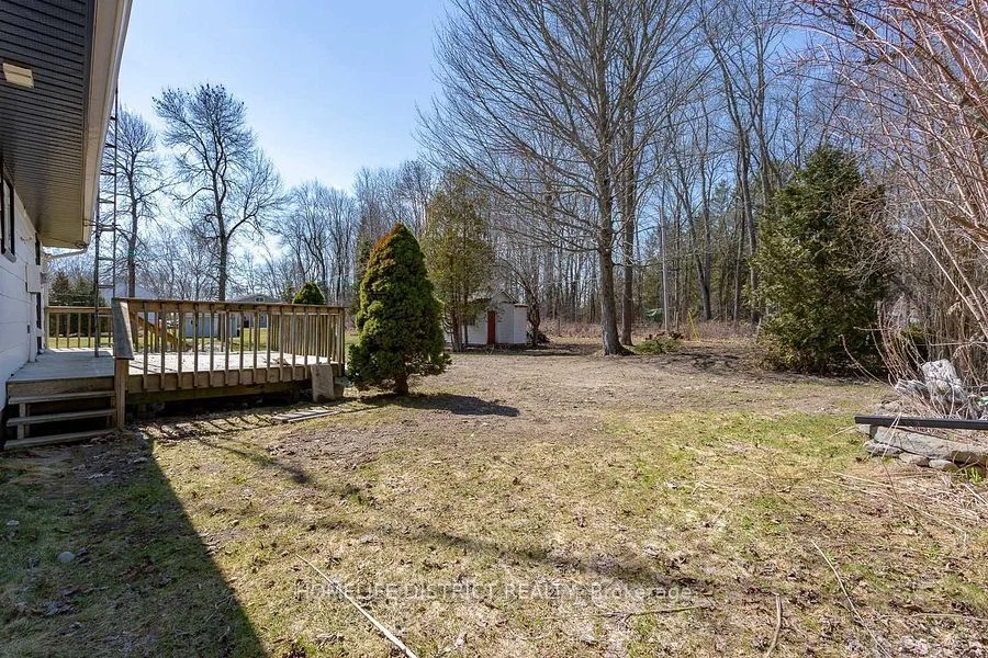 102 Parkview Road, Prince Edward County, ON K0K 1L0