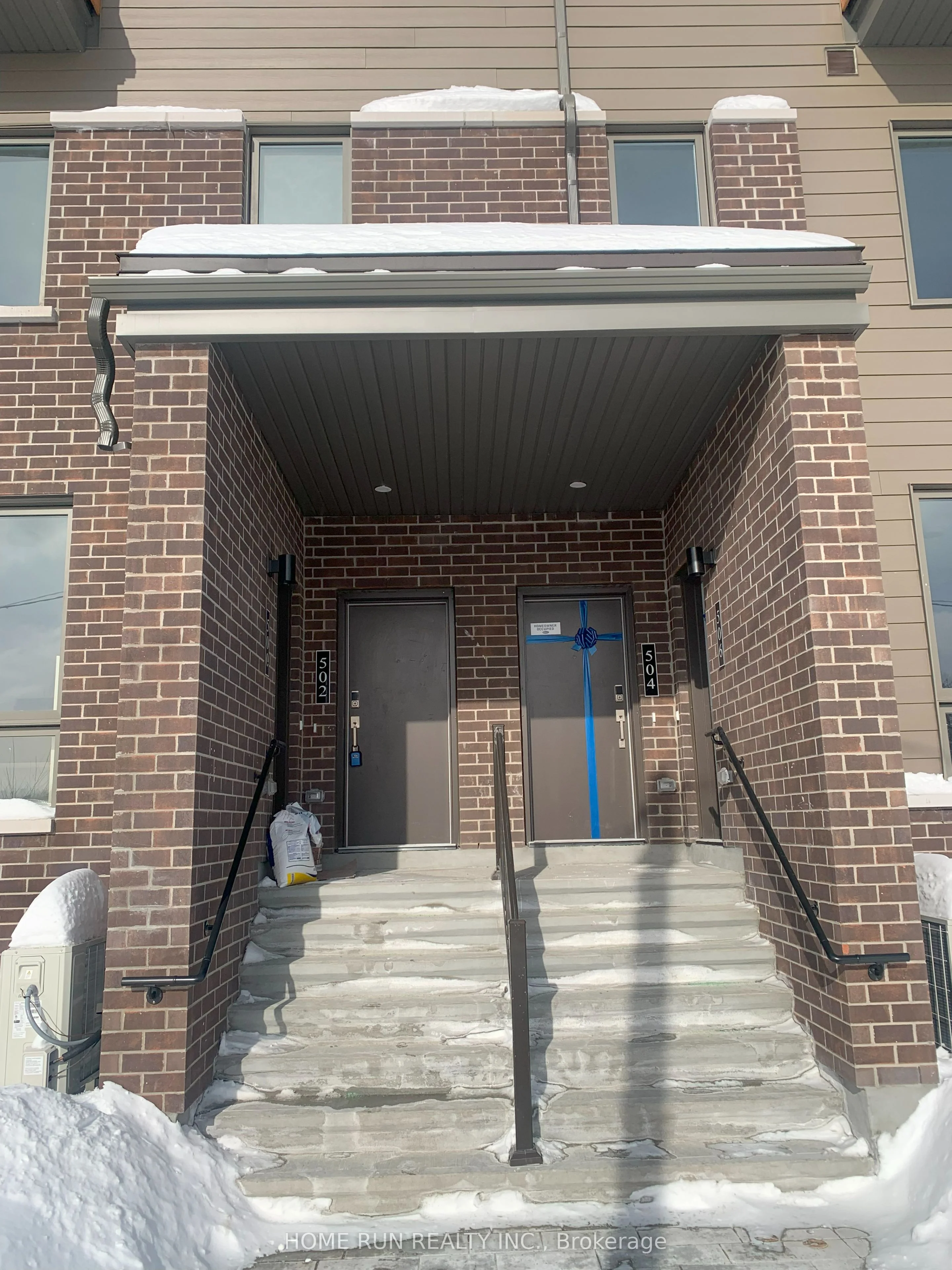 502 Mishi, Manor Park - Cardinal Glen And Area, On, K1k 5c5
