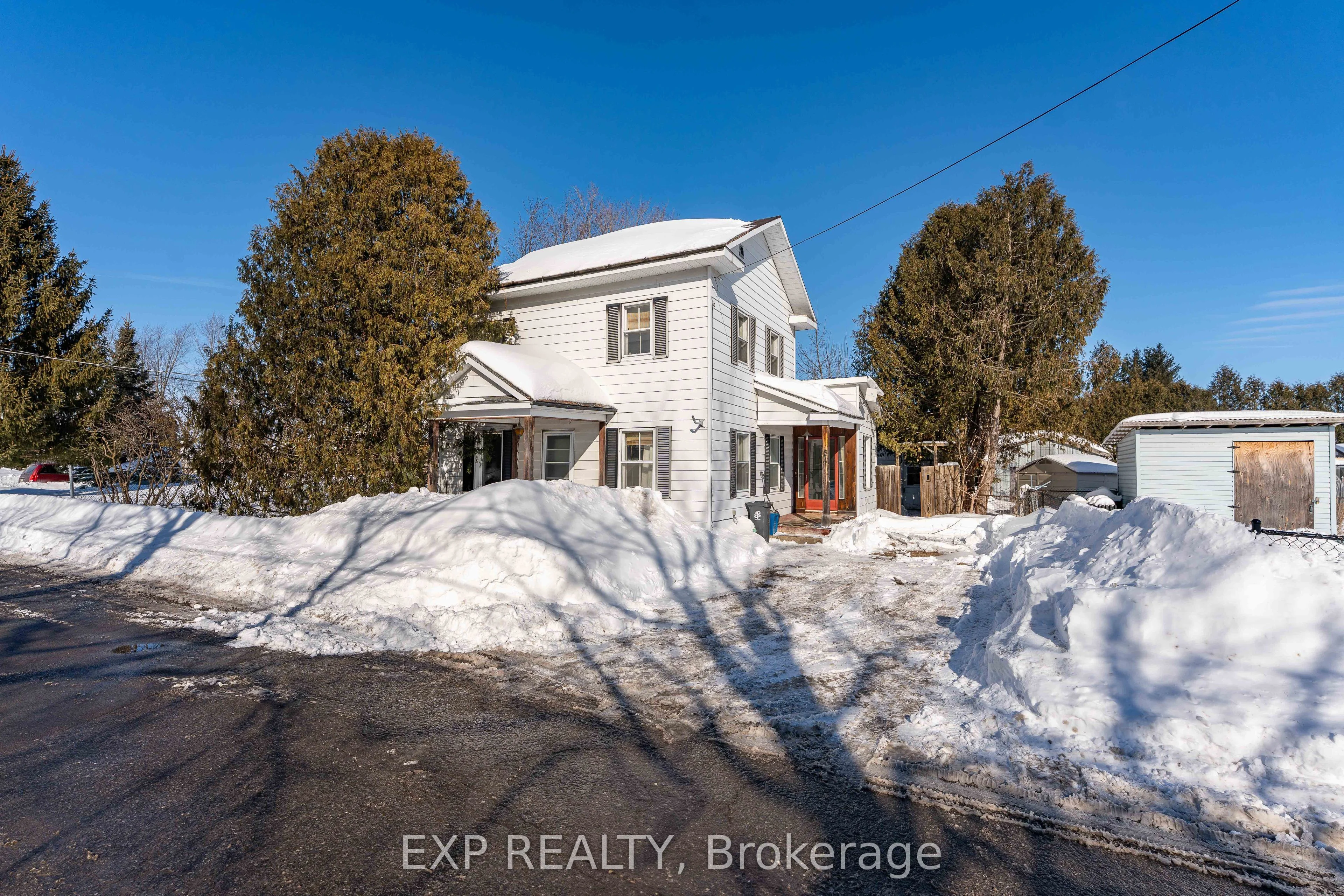 Detached in Alfred and Plantagenet