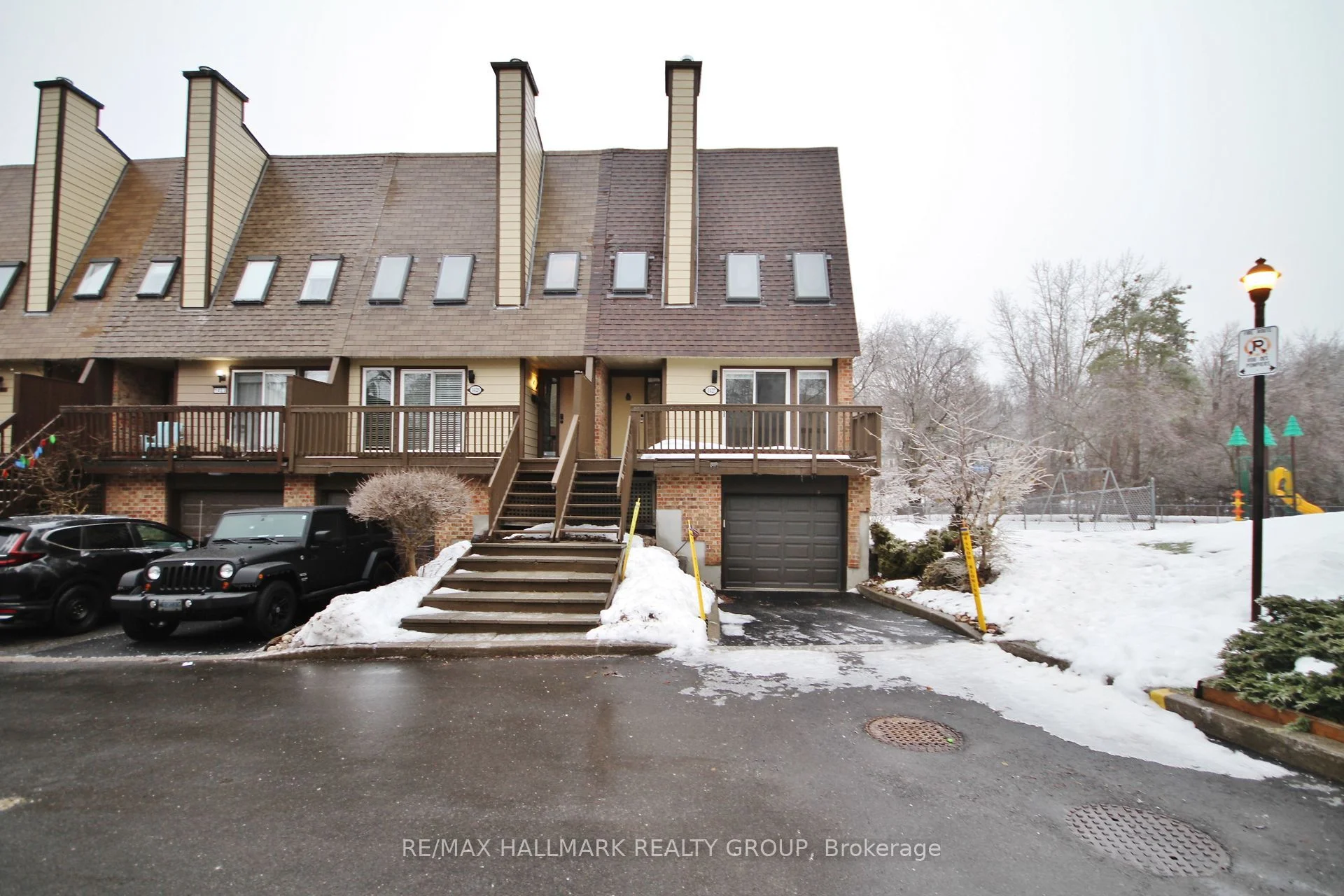 1427 Forge Street, Blossom Park - Airport And Area, On K1t 2v2
