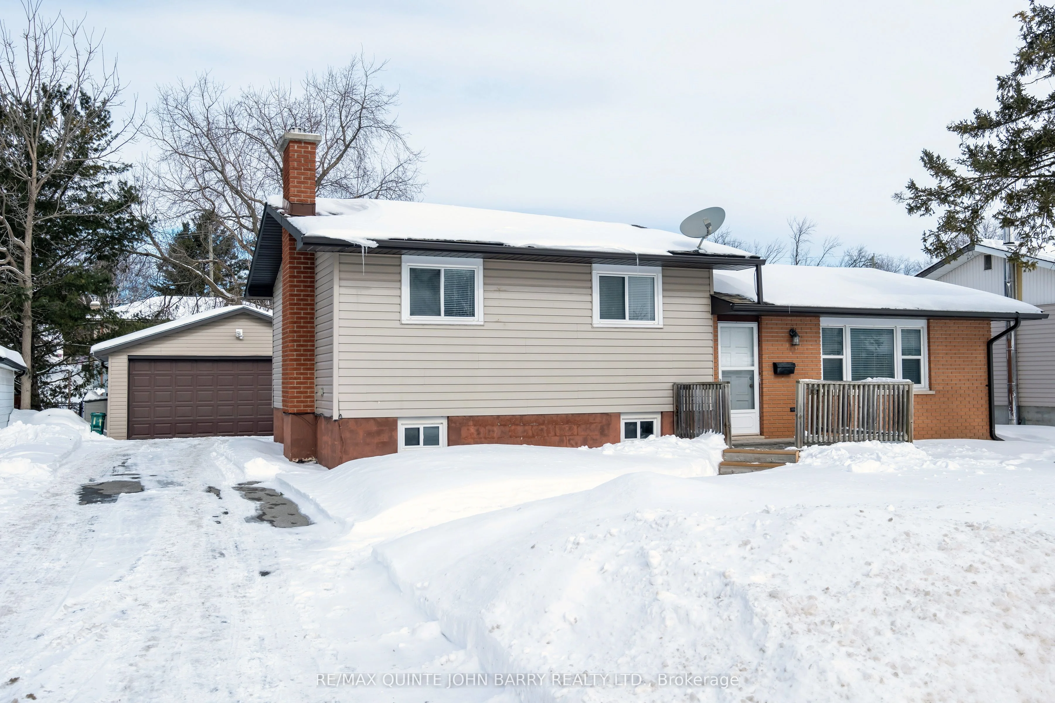 Detached in Quinte West