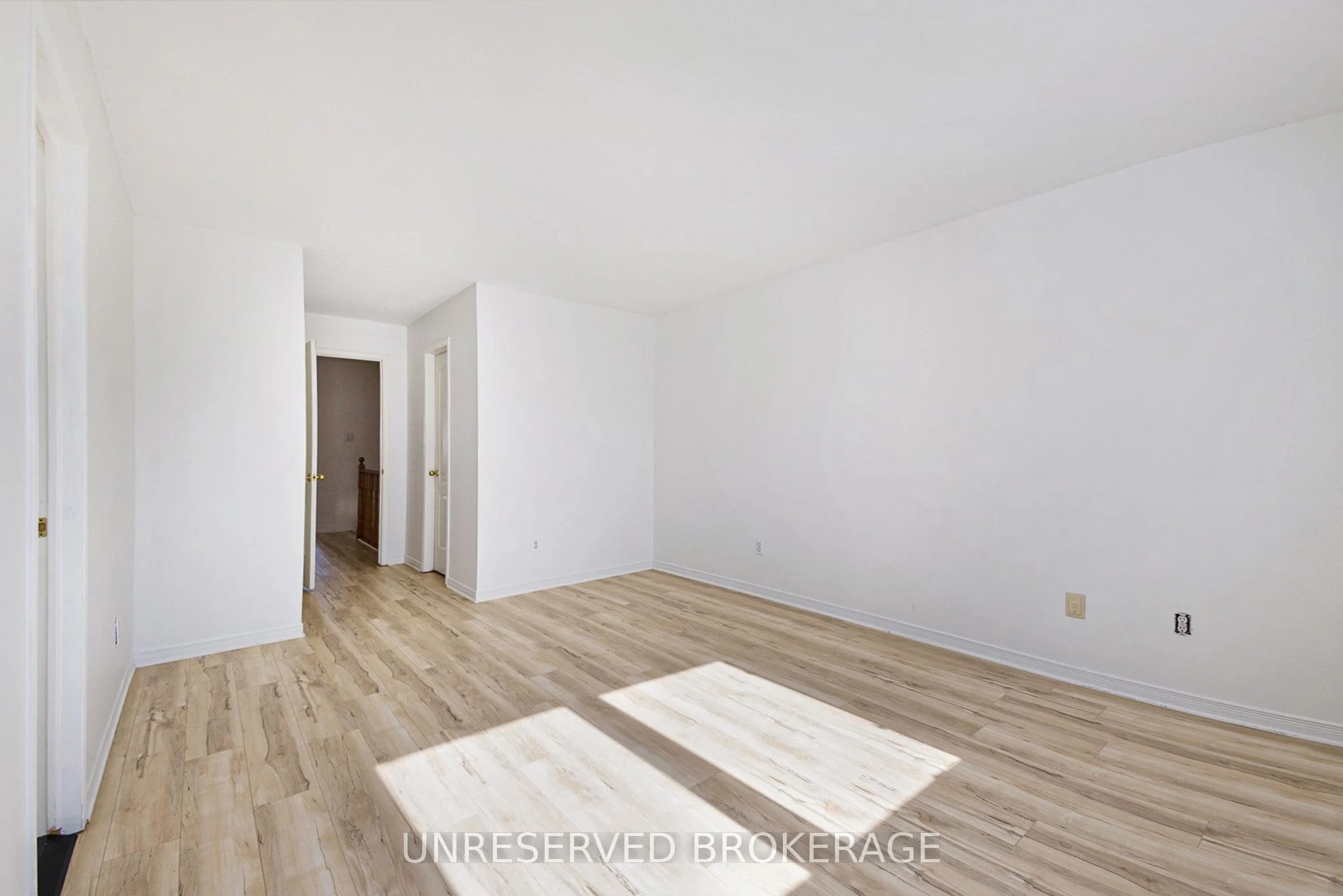 66 Scarlet Court, Hunt Club - South Keys and Area, ON K1T 3R6