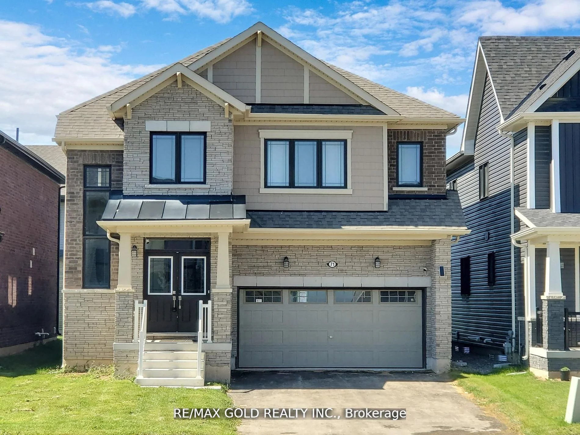 Detached in Thorold